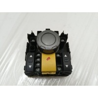 Блок кнопок настройки подвески Land Rover Range Rover Sport 1 L320 2005-2013 YUD501520WVH