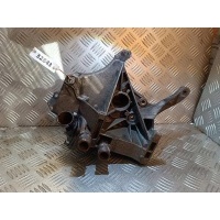 Кронштейн Volkswagen Passat B5 1996-2000 1998 028903143AF