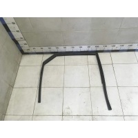 Уплотнитель стекла двери Chevrolet Lacetti 2003-2013 96548251