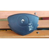 Подушка безопасности водителя Renault Clio 2004 8200236060