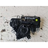 Доводчик крышки багажника Volkswagen Passat 2018 3G0827887B
