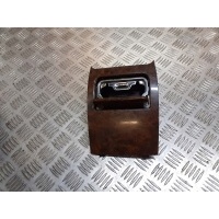 Пепельницу peugeot 406 9618086877