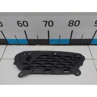 Заглушка бампера правая Land Rover Range Rover Evoque (2011 - 2018) LR079491