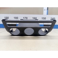 Накладка декоративная VW Tiguan 2007-2011 5M0820039C81U