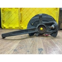 кулак передний левый Mercedes-Benz M-Класс W164 2007 A1643302320