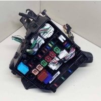 блок реле Toyota Yaris XP9 2006 82741-0D030