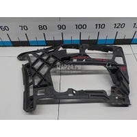 Кронштейн переднего бампера правый VAG Golf VII (2012 - 2020) 5G0807724D