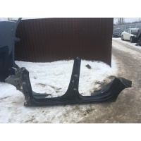 Порог со стойкой левый RENAULT Megane III 2009-2016 764613078R