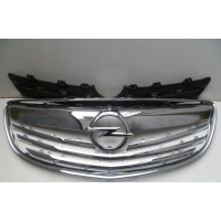 Решетка радиатора хромированная opel insignia а отправка ! ! !