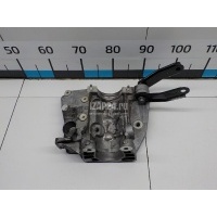 Кронштейн промежуточного вала Land Rover Discovery Sport 2014 LR105296