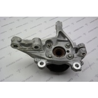 Кулак поворотный передней подвески RH Land Rover Discovery Sport L550 2014 LR072598