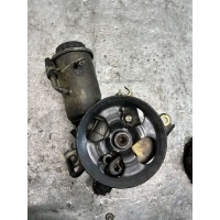 Насос гидроусилителя руля Toyota Yaris 1 2000 TOYODA52020
