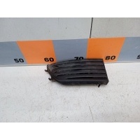 Решетка переднего бампера правая Nissan Primera P11 1998 622562J000