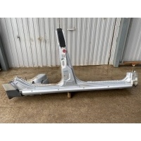порог кузовной со стойкой AUDI A6 с5 1998 (1997-2005) 4B5809848, <strong>-Б/У Детали сняты с АВТОМОБИЛЯ</strong>