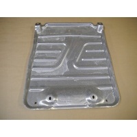 Audi q3 83a tiguan крышка шасси 5qa825230