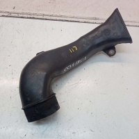 Патрубок воздушного фильтра Toyota Avensis 2 2004 177510R010