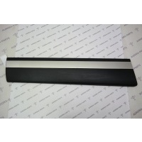Молдинг передней двери нижний LH Land Rover Range Rover Velar L560 2017 LR136958