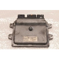 Блок управления двигателем Renault Laguna III 2008-2015 2.0 8201008523