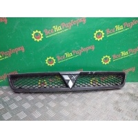 Решетка радиатора Mitsubishi lanser 10 7450A093