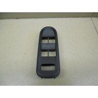 Накладка блока управления стеклоподъемниками RENAULT Duster 2012> 809606004R