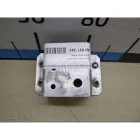 Кронштейн усилителя заднего бампера левый Toyota RAV 4 (2006 - 2013) 5832442010