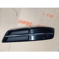 Audi a3 8p накладка заглушка бампера 8p0807681t