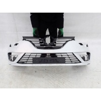 Renault megane iv 4 15 - бампер передняя spr pdc