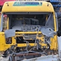 Мерседес actros mp 3 кабина ćwirtka крыша боковое