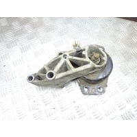 Подушка крепления двигателя Renault Master 2000 8200022595