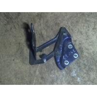 Петля капота левая Volkswagen Touareg 2002-2007 2003 7L6823301B