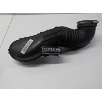 Патрубок воздушного фильтра BMW 1-serie E82/E88 (2007 - 2013) 13717804846