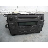 Радио заводские toyota prius iii 09 - 15 состояние оч.