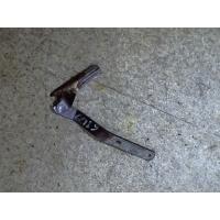 Петля капота правая Volkswagen Golf 3 1991-1997 1993 1H0823302A