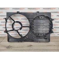 Диффузор вентилятора AUDI A5 8T Ауди А5 8Т AUDI A5 8T 8K0121207B