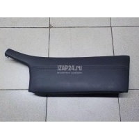 Накладка декоративная Nissan X-Trail (T32) 2014 682136FL0A