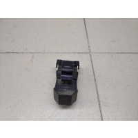Кнопка стеклоподъемника TOYOTA Land Cruiser (100) 1998-2007 8481060050