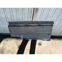Крышка шасси левая audi a4 b8 8k0825207c