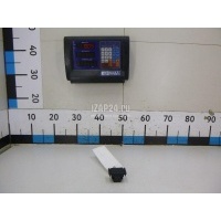 Замок крышки передней консоли GM 4 R series (1995 - 2007) 8262602