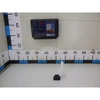 Замок крышки передней консоли GM 4 R series (1995 - 2007) 8262602