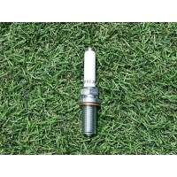 Свеча зажигания Volkswagen Golf R MK8 2020 06Q905601E