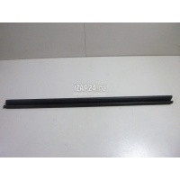 Уплотнитель (внутри) Renault Duster II 2021 803305037R