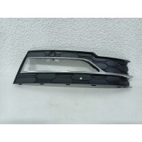 Skoda октавия 4 решётка правый 5e3807682c