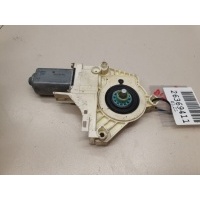 Моторчик стеклоподъёмника задний правый Land Rover Discovery 2009-2016 LR016352