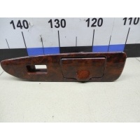 Накладка блока управления стеклоподъемниками TOYOTA Land Cruiser (100) 1998-2007 7420360060B0