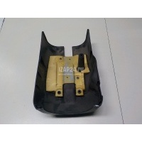 Кожух рулевой колонки нижний Mitsubishi Carisma (DA) (1995 - 1999) MR740898