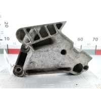 Кронштейн двигателя (лапа крепления) Skoda Octavia 5E (2013-2021) 2015 04L199207,04L199207