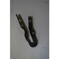 петля капота левая Volkswagen Golf 7 5G0823302B