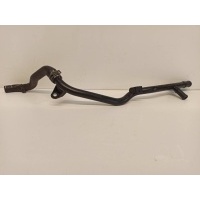 патрубок охлаждения Volkswagen Golf 7 04C121070B
