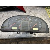 Щиток приборов (приборная панель) Volkswagen Passat B5 1998 3b1919880c