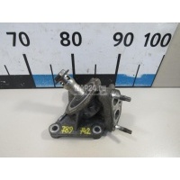 Кронштейн радиатора Toyota RX 300/330/350/400h (2003 - 2009) 1578131010